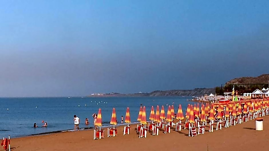 L'Isola di Gaia – Crotone, NV
