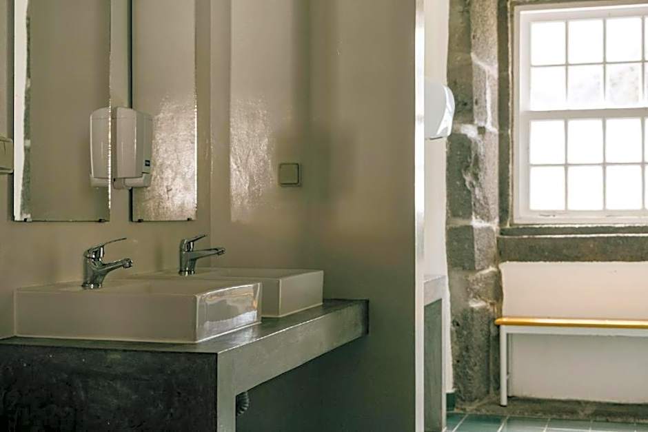 Azores Youth Hostels - Pico