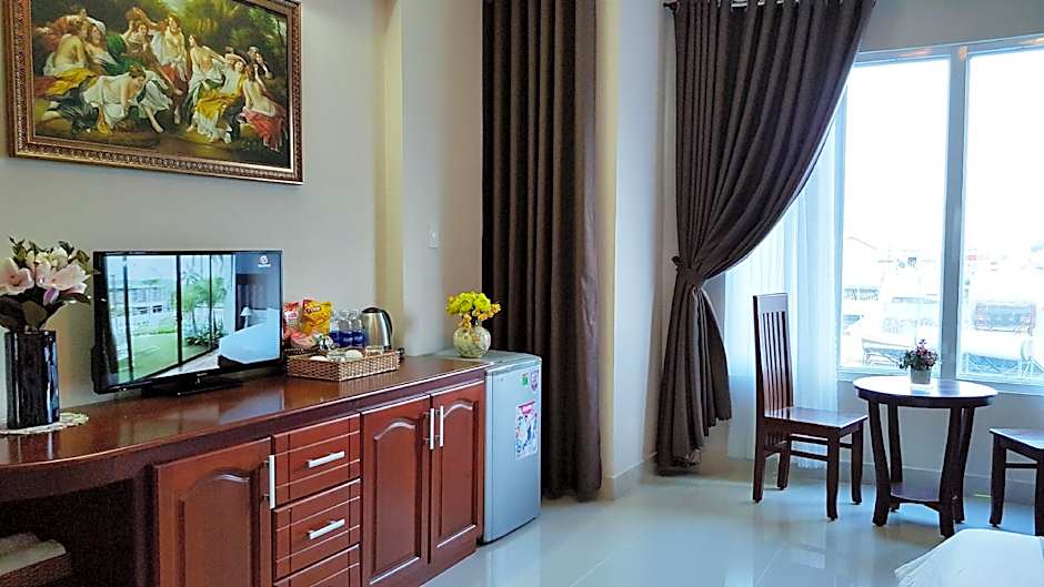 Queen Garden Hotel