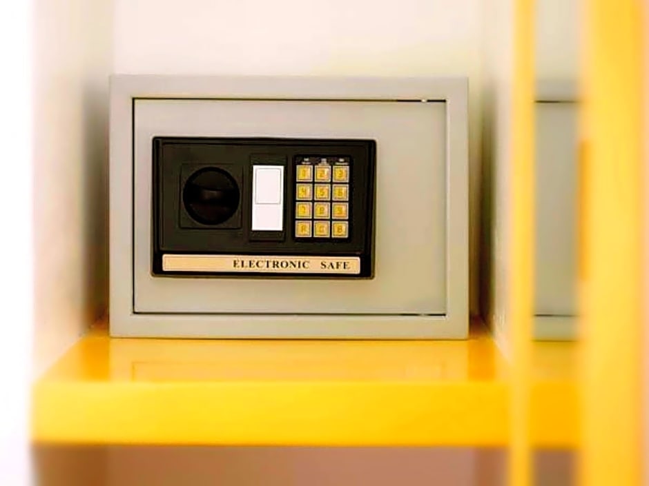 Amaris Hotel Nagoya Hill - Batam