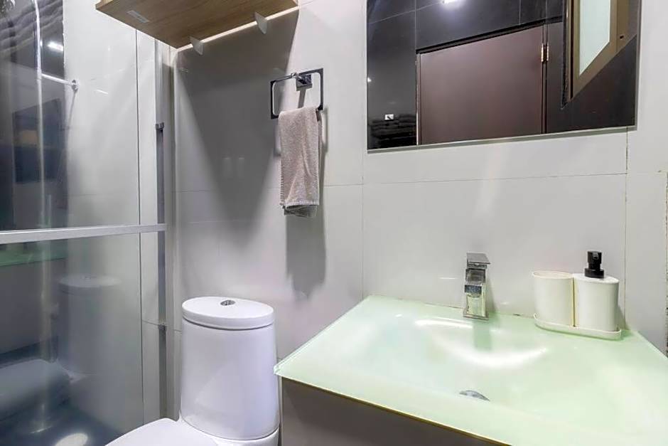 505 Heart of CDMX 1Bdrm 1bath apt AC Rooftop