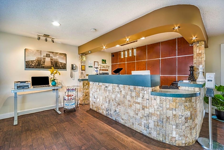 Quality Inn West Columbia