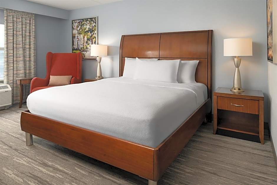 Hilton Garden Inn Charleston Waterfront/Downtown