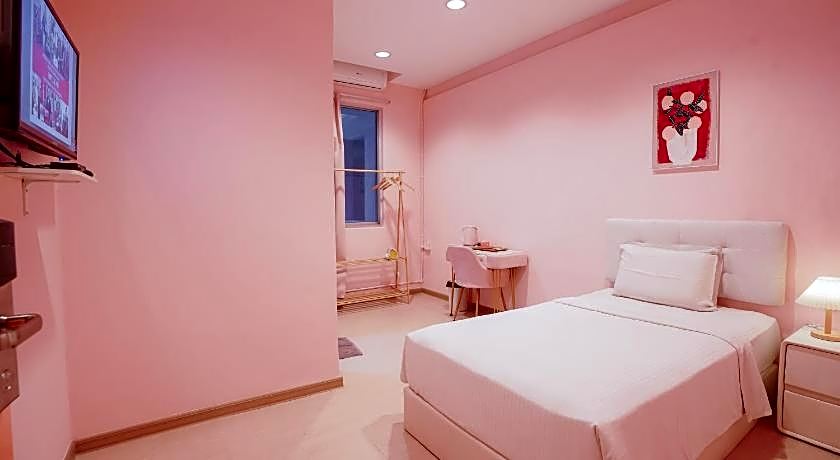 Pink Cabana Hotel
