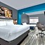 La Quinta Inn & Suites by Wyndham Decatur