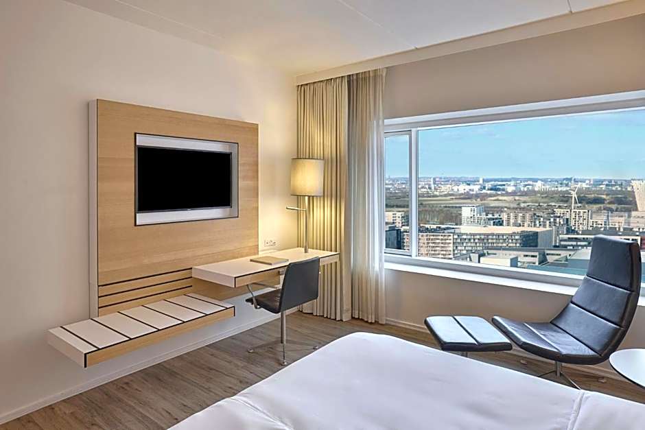 Crowne Plaza Copenhagen Towers By IHG