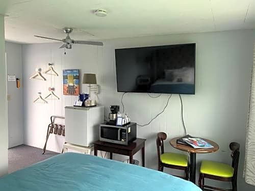 Beachfront Inn