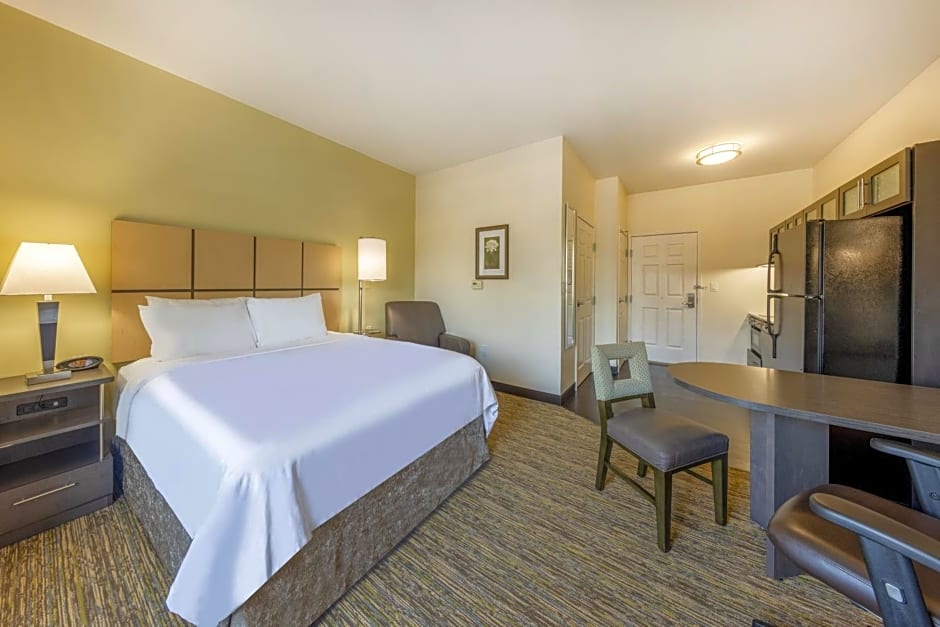 Candlewood Suites Springfield South By IHG