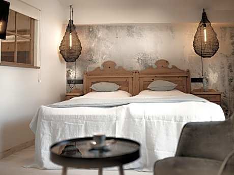 Junior Suite Life Style