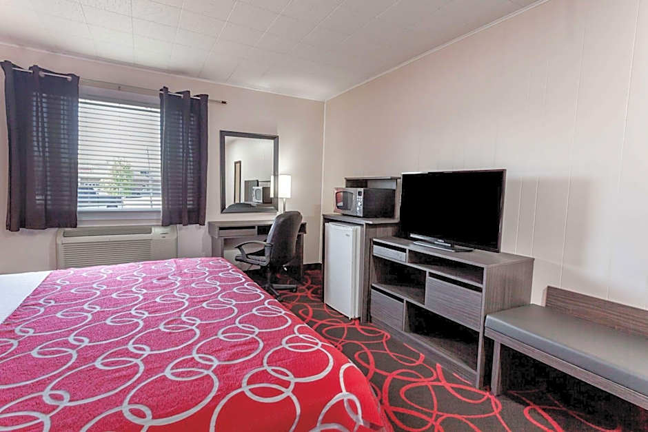 Super 8 by Wyndham Kirkland Lake