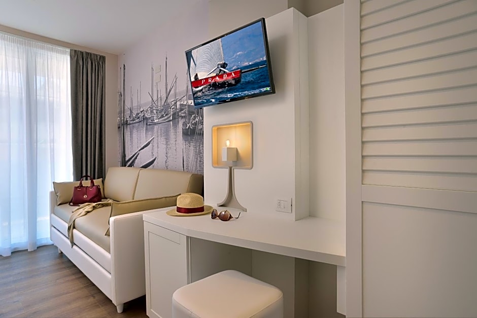 Embassy Hotel & Spa