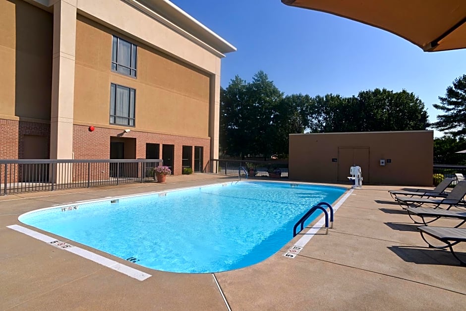 Hampton Inn Springfield-South