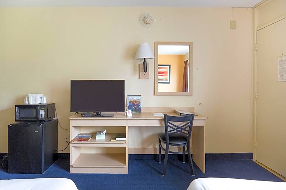 Days Inn by Wyndham New Philadelphia