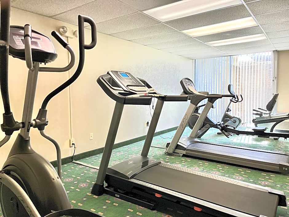 Brentwood Inn & Garden