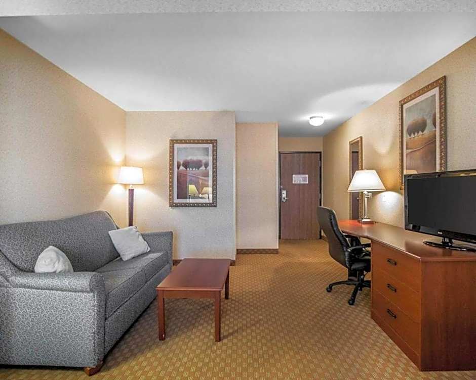 Rodeway Inn & Suites Salina South