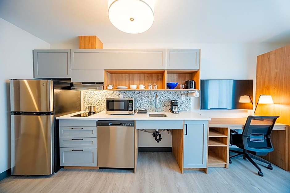 Candlewood Suites Trois Rivieres Ouest By IHG