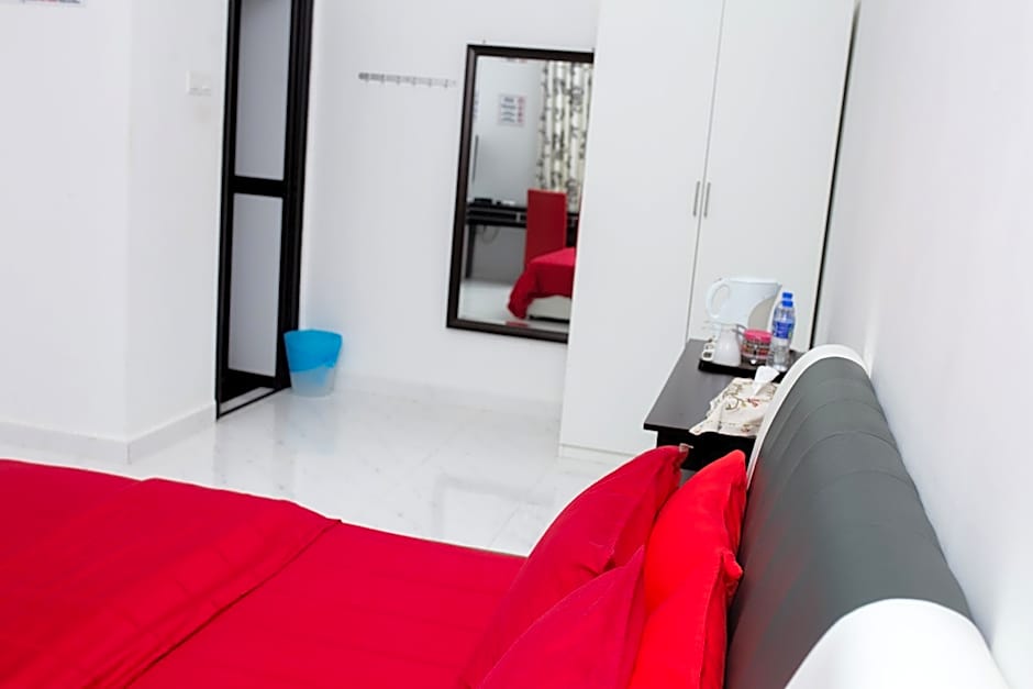 Bara Impiana Suitestay