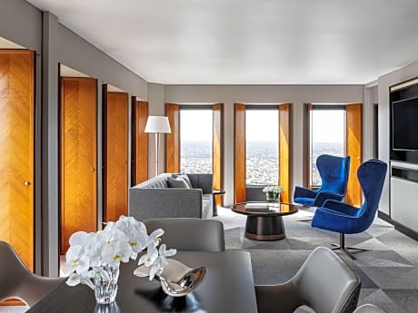 prestige suite club sofitel, 1 king bed, separate living room, corner city or bay views