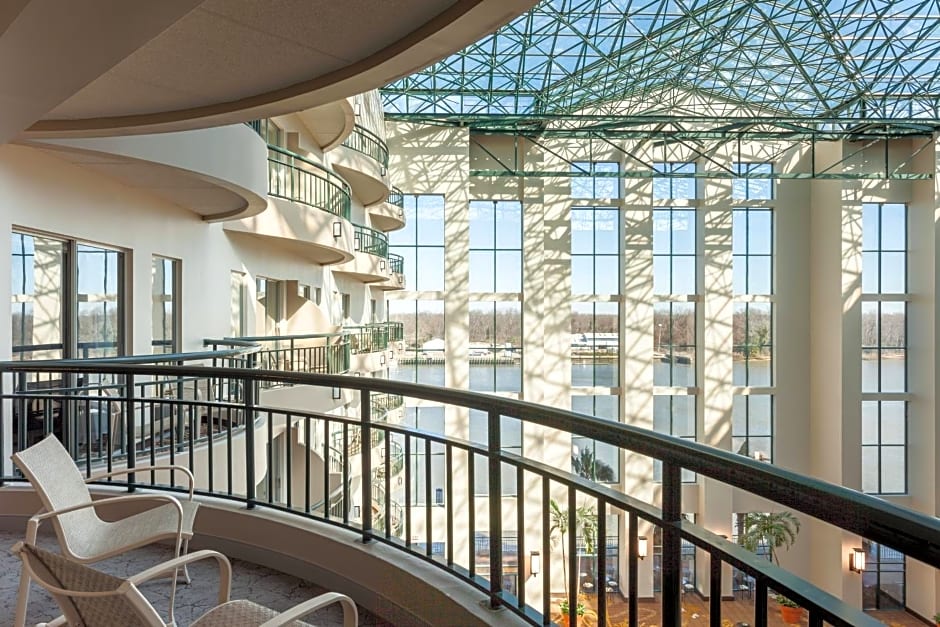 Marriott Savannah Riverfront