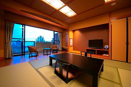 Standard Japanese-Style Room