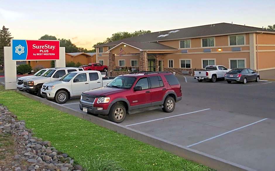 SureStay Plus by Best Western Montrose
