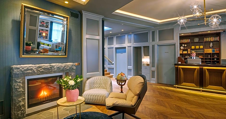 Reykjavik Konsulat Hotel Curio Collection by Hilto