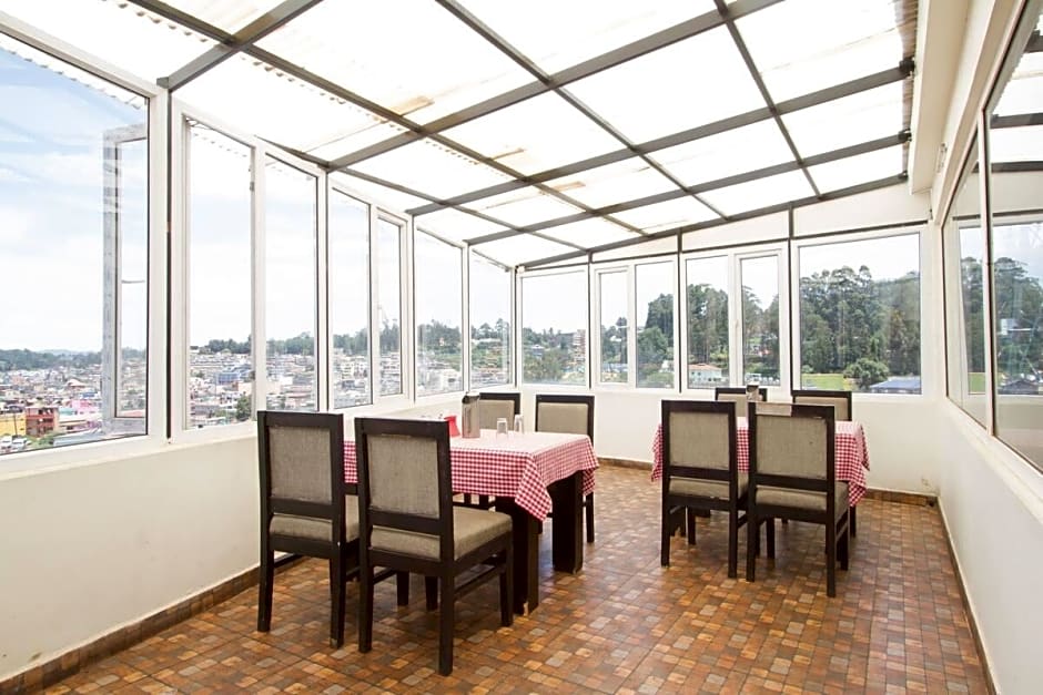 FabHotel Sholas Residency I - Nr. Rose Garden