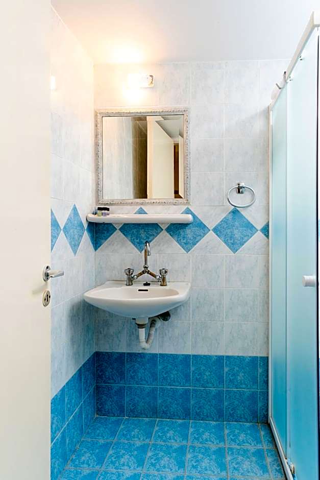 Lemon Art Hotel Apartments