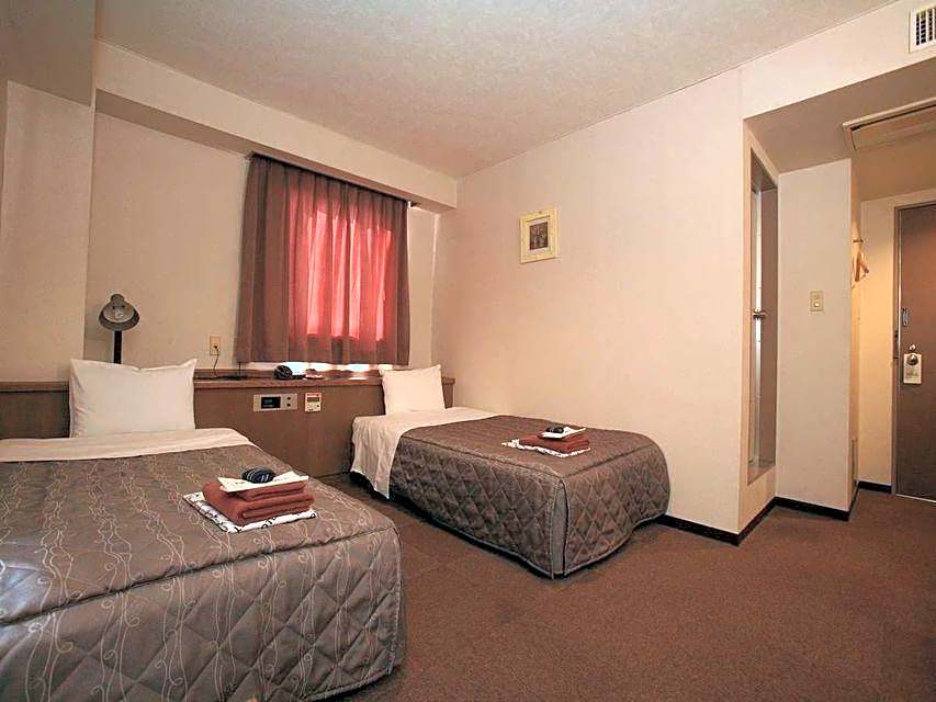 Isesaki Harvest Hotel