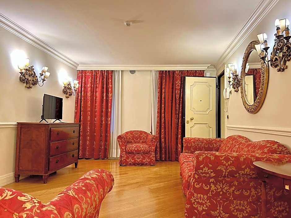 All Suites Torre Dell Orologio