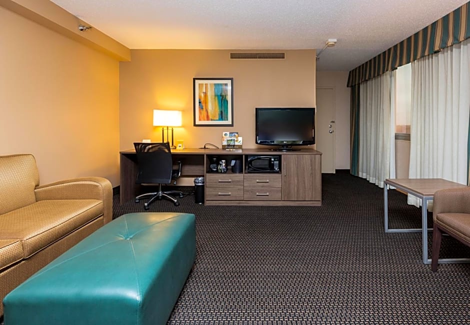 Holiday Inn Des Moines Downtown Hotel