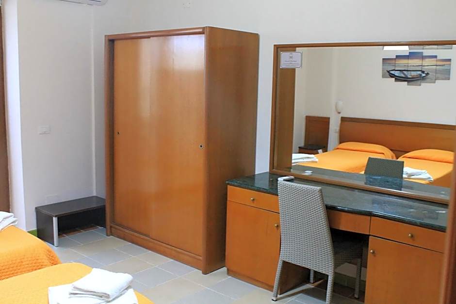 B&B Palazzo Manfredi Vieste, Fronte mare con Parcheggio