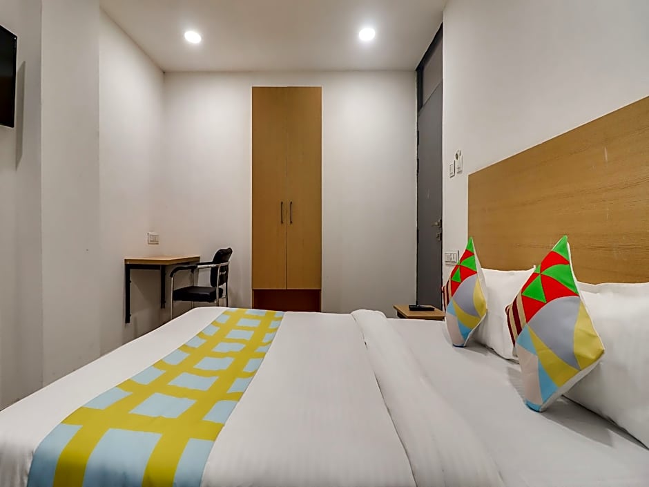 Hotel O Basera Homes Jankipuram