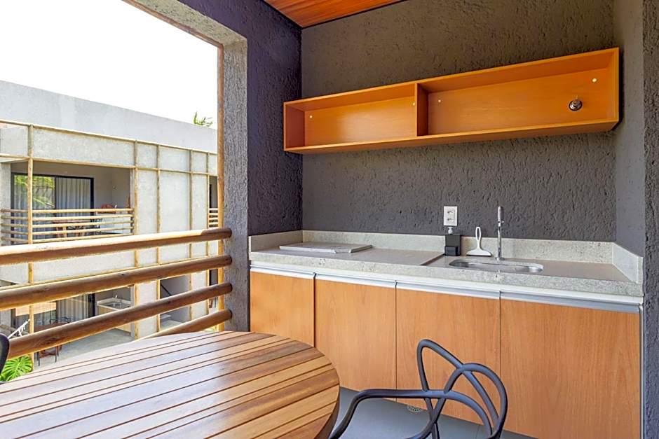 Villa Kamby Milagres by Qavi