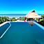Escape to Paradise, Minimalist 4-BR Beachfront, 300 Mbps with amazing views