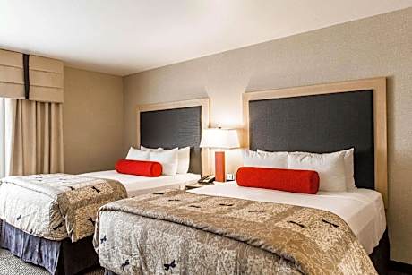 Suite with Two Queen Beds - Accessible/Non-Smoking