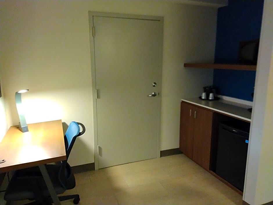 Holiday Inn Express Hotel & Suites Albuquerque Midtown By IHG