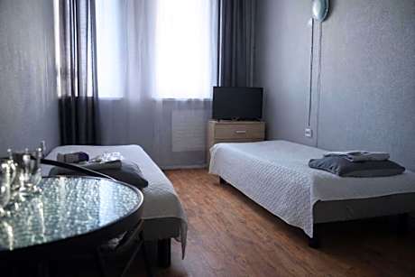 Twin Room with Private Bathroom