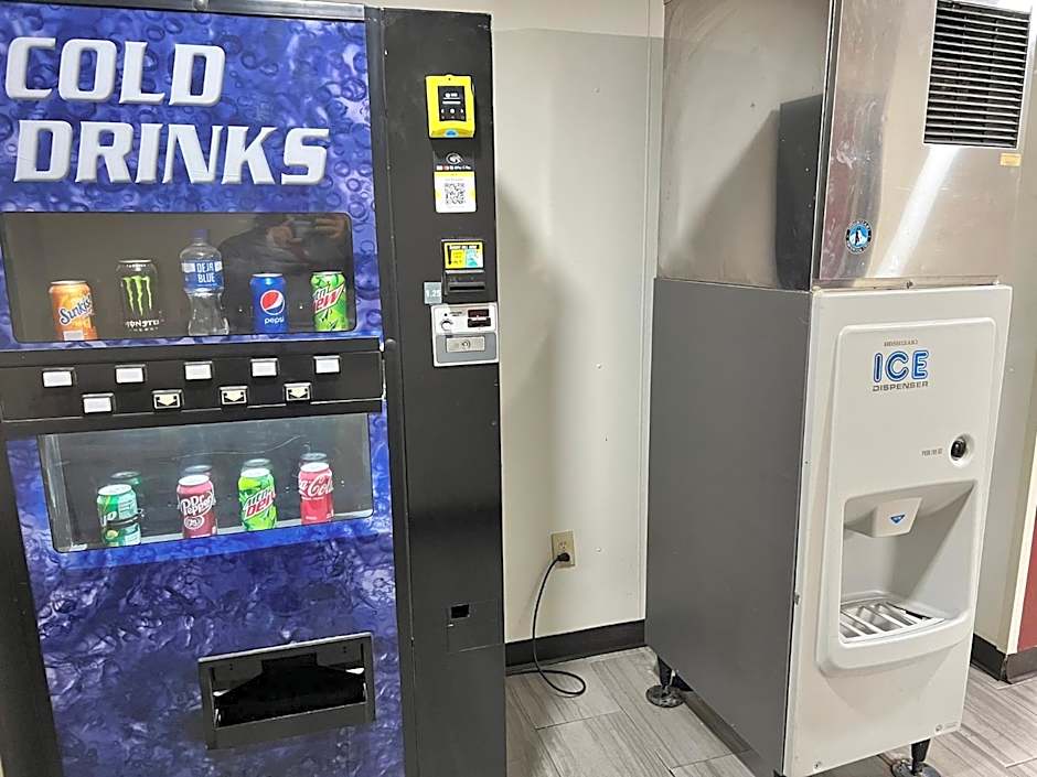 Red Roof Inn & Suites Indianapolis Airport