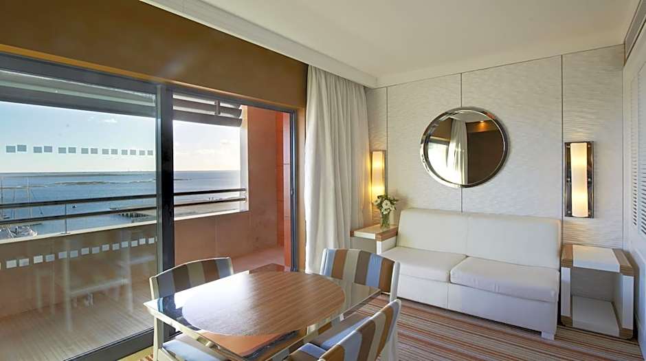 Real Marina Hotel & Spa