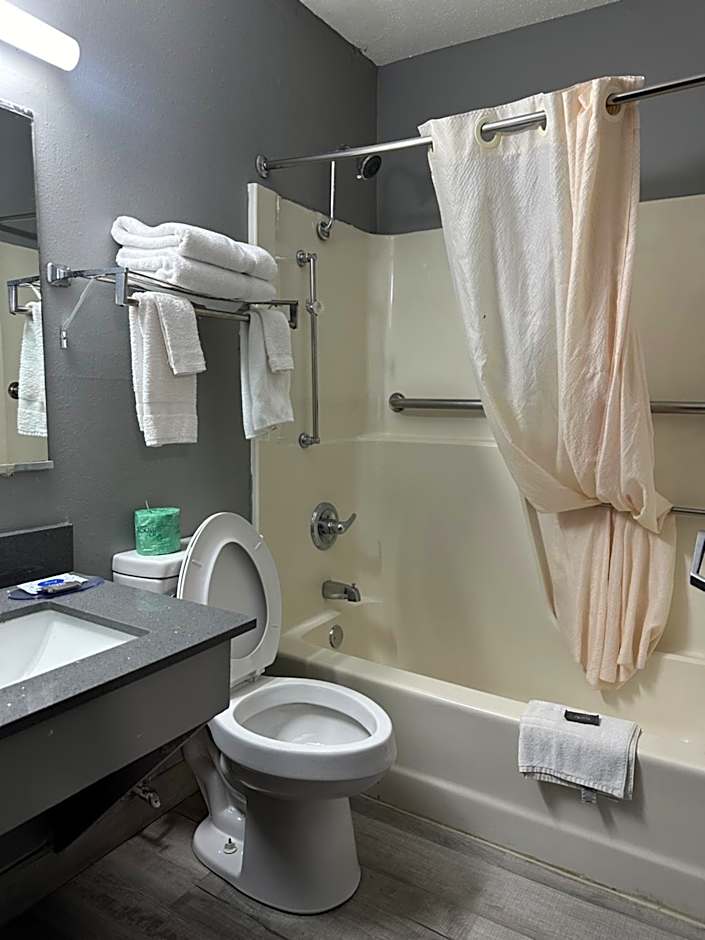 Americas Best Value Inn Fargo