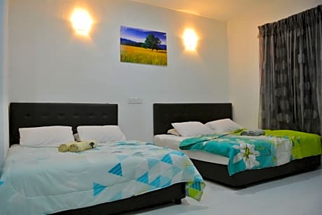 Deluxe Family Room