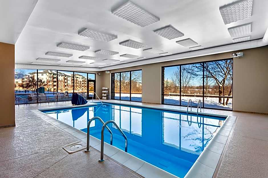 Hampton Inn By Hilton & Suites Chicago Deer Park