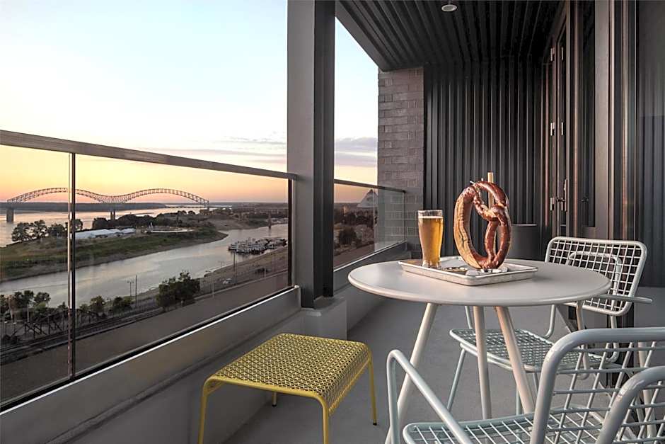 Caption By Hyatt Beale Street Memphis