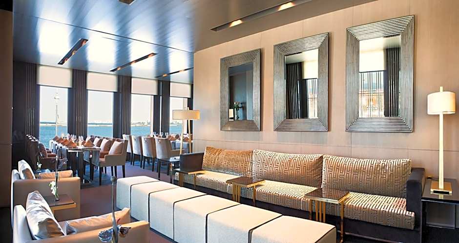Key Hotel