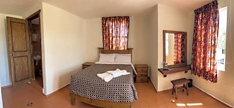 Hotel Renacer