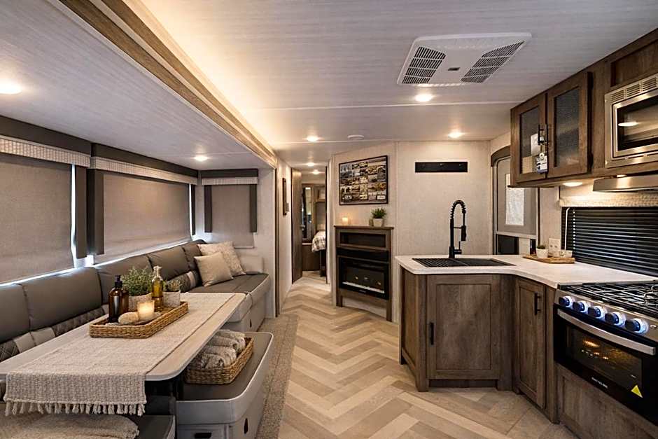 Grand Canyon RV Glamping