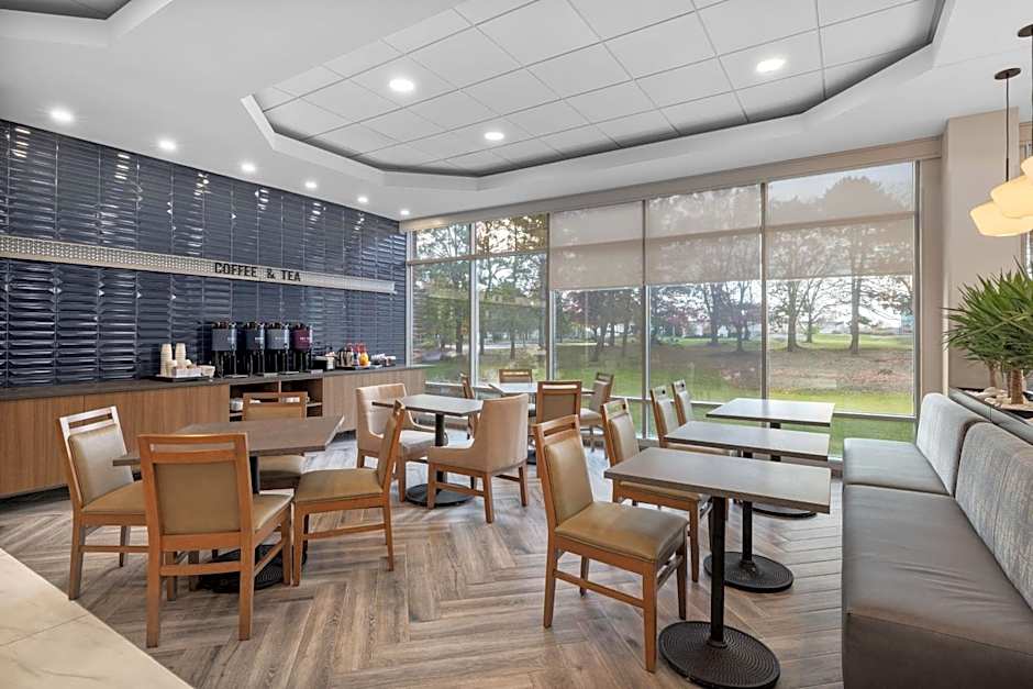 Homewood Suites by Hilton Downers Grove Chicago, IL