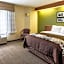 Sleep Inn & Suites Bay View Acme - Traverse City