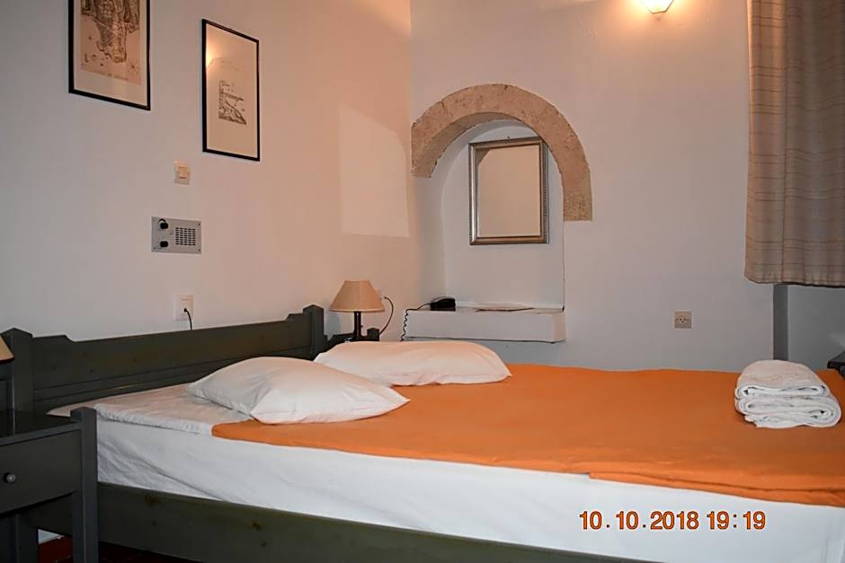 Vecchio Hotel